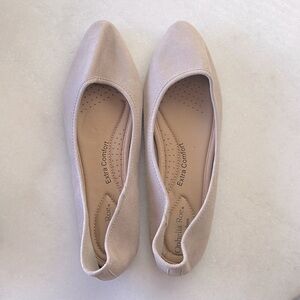 Ballet flats